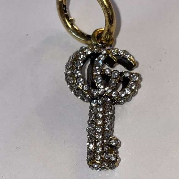 Gucci GG Button Crystal Rhinestone Zipper Pull Gold Key Shape 1pc 30mm X 15mm - Picture 4 of 5